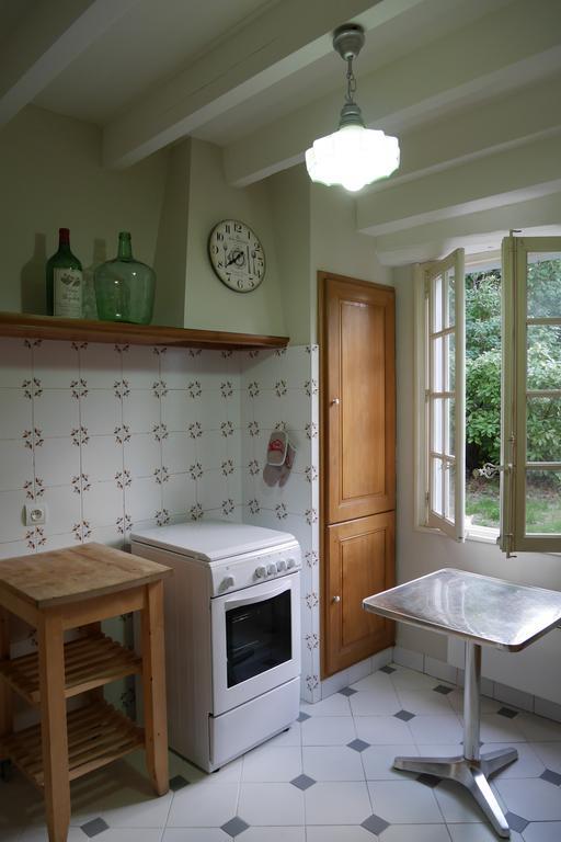 La Maison D'En Face Villa Saint-Affrique-les-Montagnes Oda fotoğraf